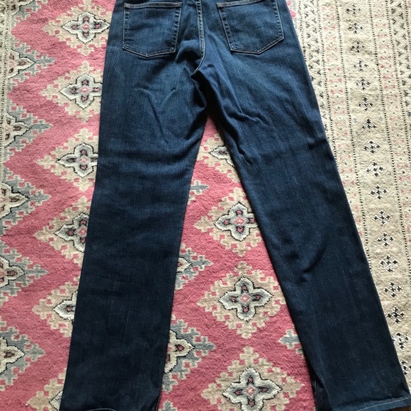 Uniqlo Natural Fit jeans - Picture 2 of 4